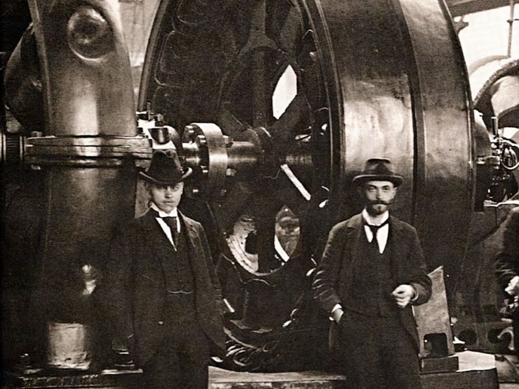 Synchronní motorgenerátor pro měnírnu v Praze na Karlově, 1899